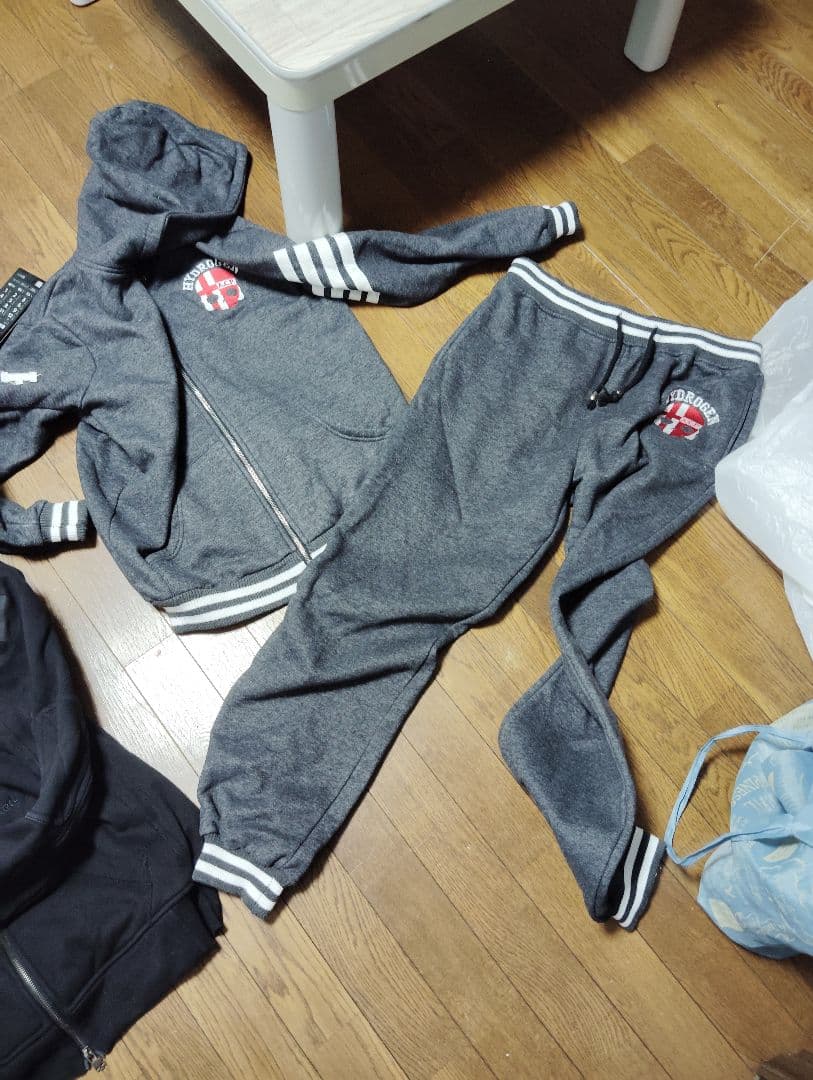 グレー ジャージ上下セット フード付き