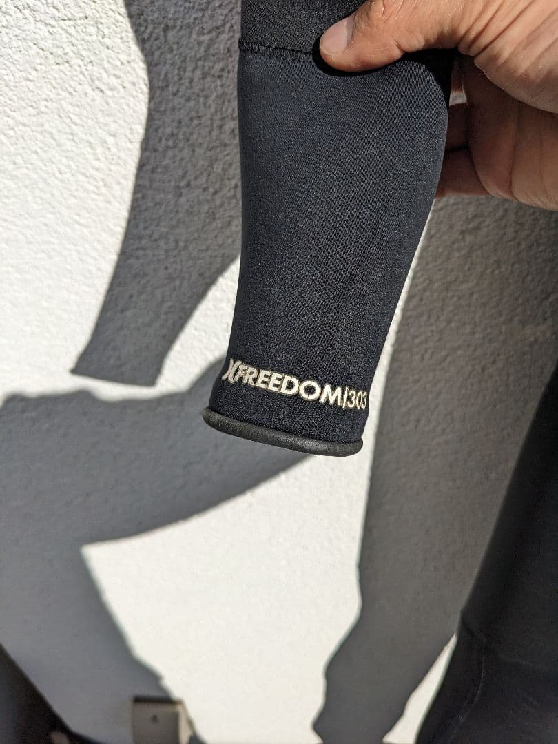 hurley　ドライスーツ