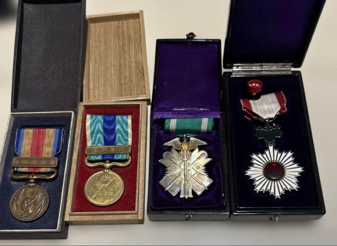 古*ン様 勲章まとめ 功七級金鵄勲章 勲五等双光旭日章 明治三十七八年従軍記章