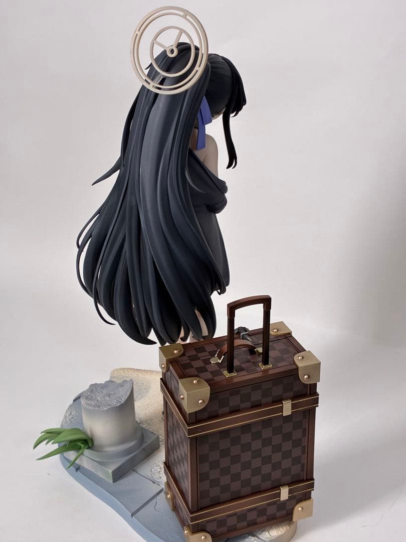 ア*ス様 ブルーアーカイブ 古関ウイ(水着) 1/7 完成品フィギュア ウイ ブ