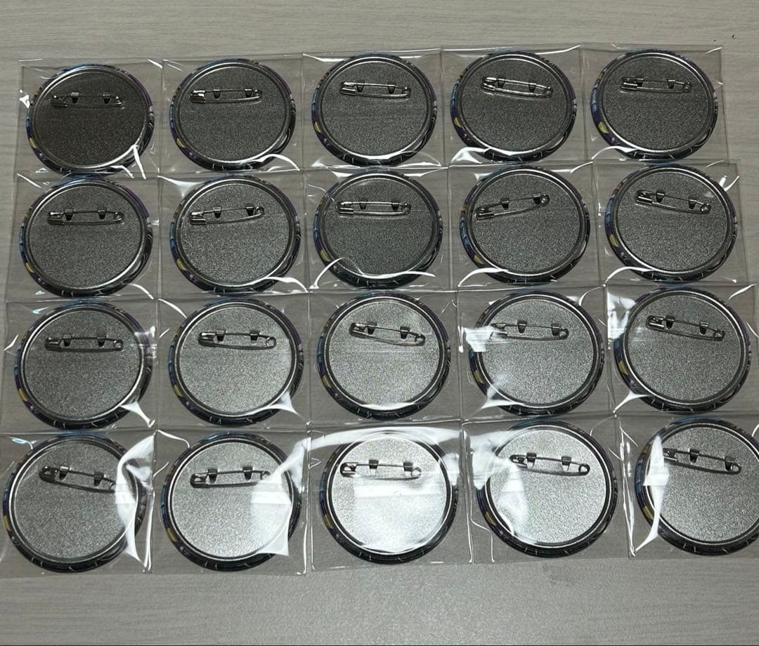 ブルーロック　氷織羊　缶バッジ　20個