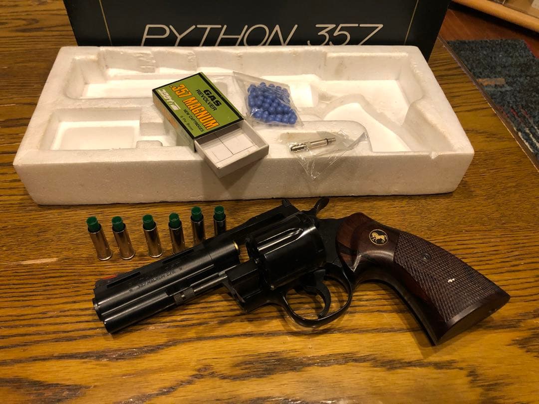 コクサイ　パイソン　357 4インチ ガスガン　レア