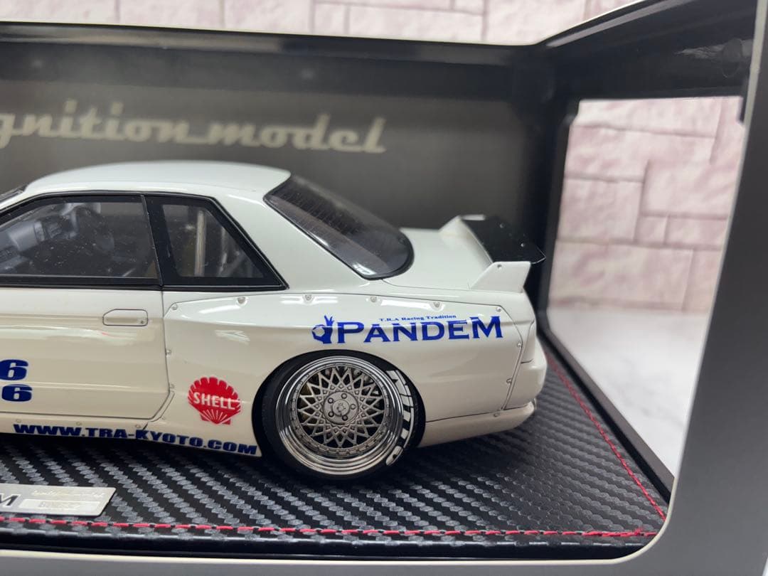 1/18 PANDEM GT-R (BNR32) White【新品】