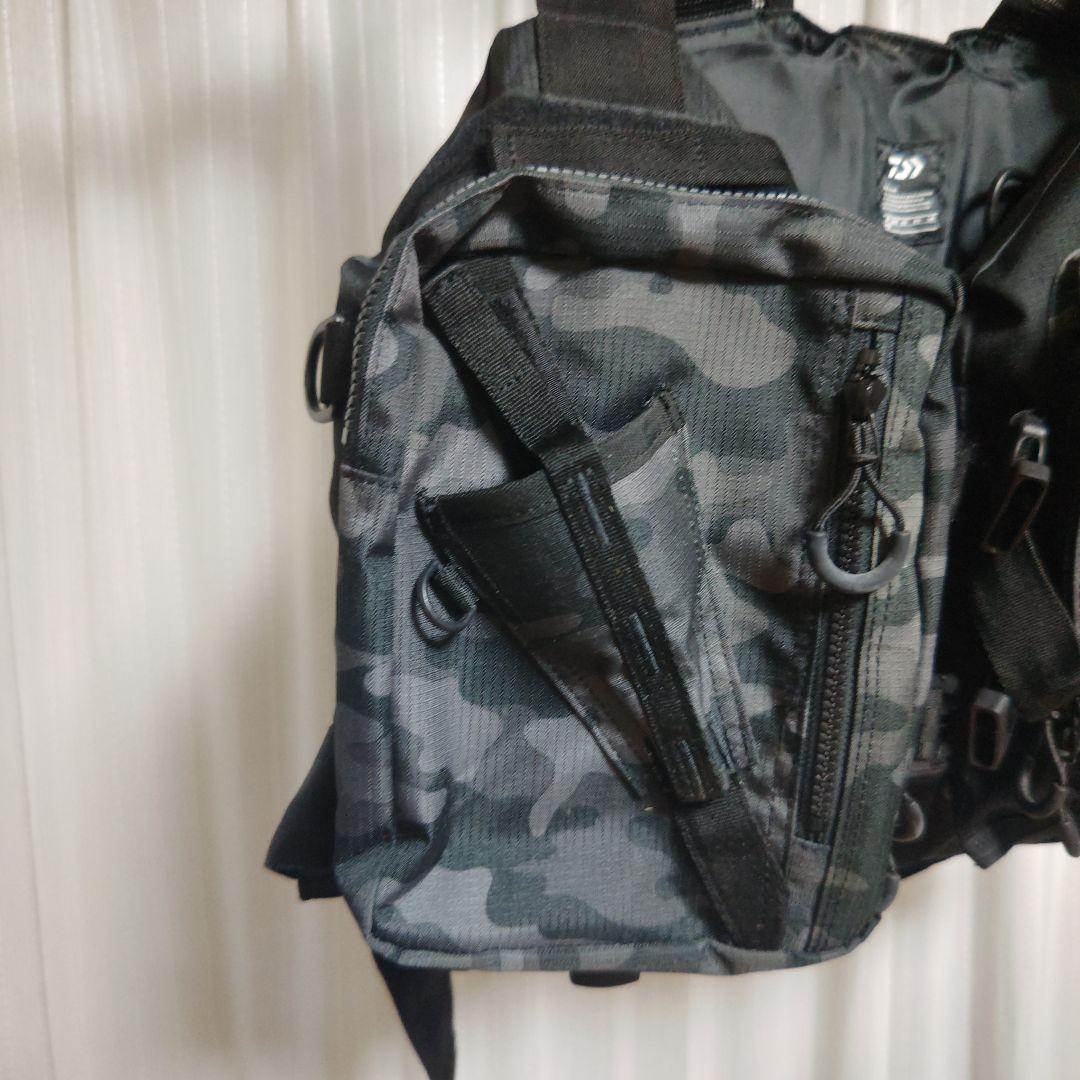 ダイワ ライトフロートゲームベスト DF-6421