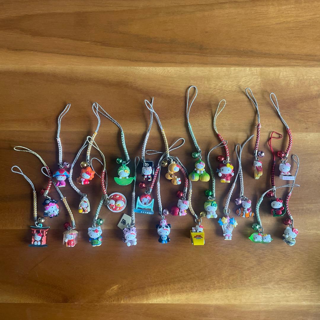 ご地キティ　中古まとめ売り　26個