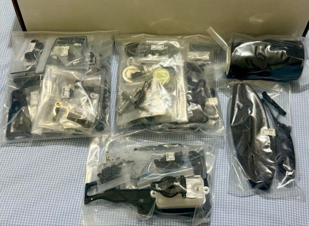 未組み立て★ヨコモ◆YOKOMO★GT-4R KIT 太郎GT-ONE ボディ付