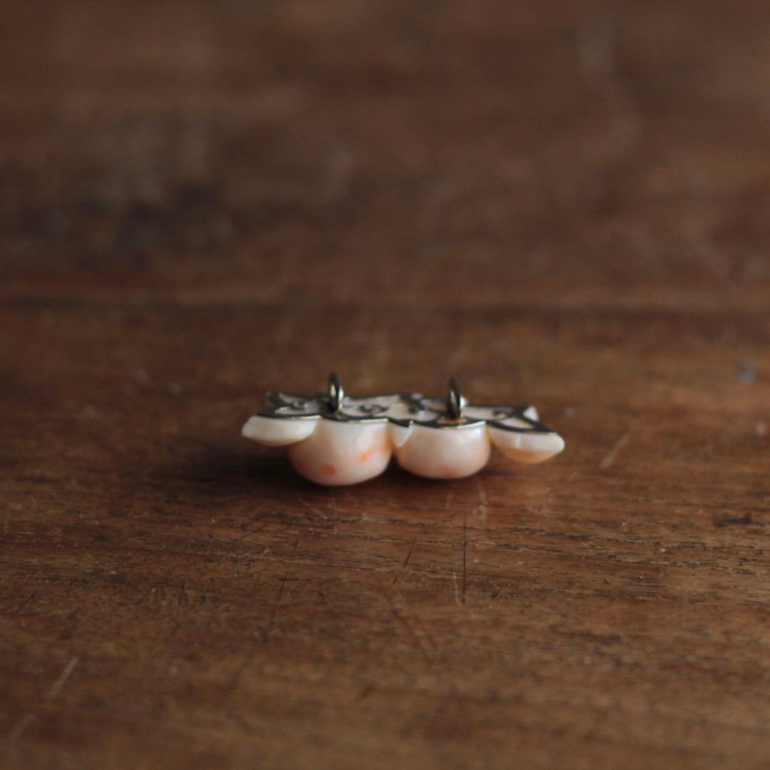 アンティーク 珊瑚 帯留 二分紐用 さくらんぼ 和装小物 アンティーク着物