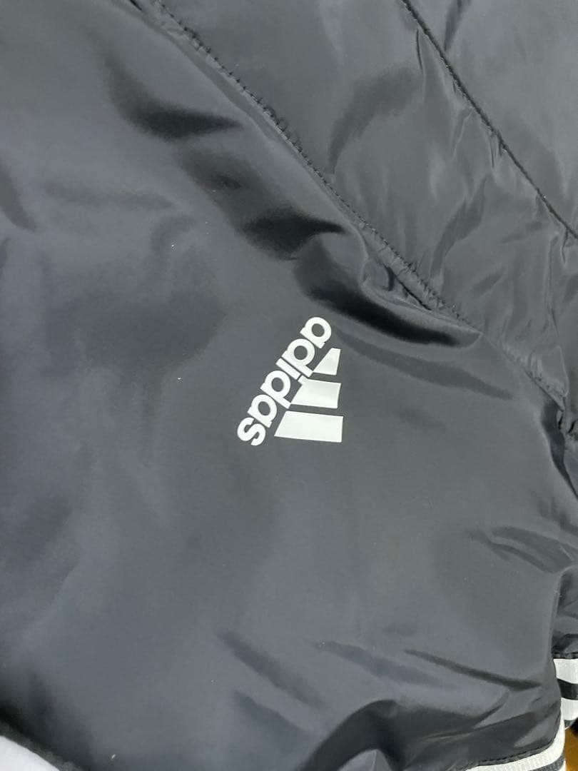 新品 Mサイズ アディダス adidas ブラック ベンチコート サッカー 防寒