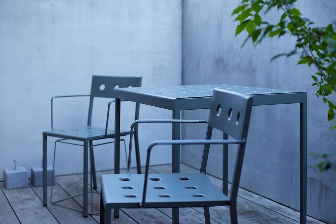 HAY BALCONY ARMCHAIR ②