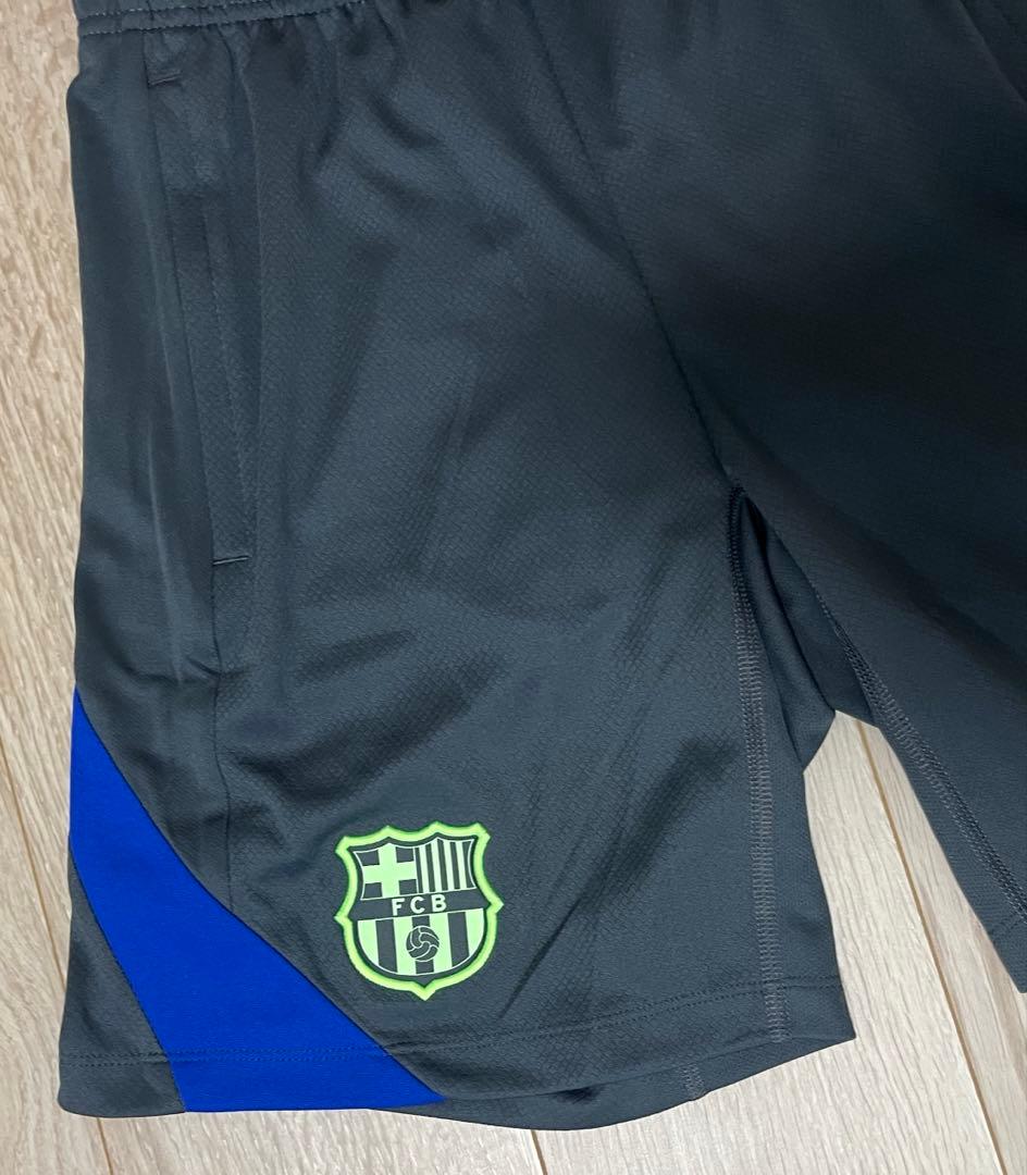 NIKE バルセロナ　トレーニングショーツ　ショートパンツ　新品　サッカー