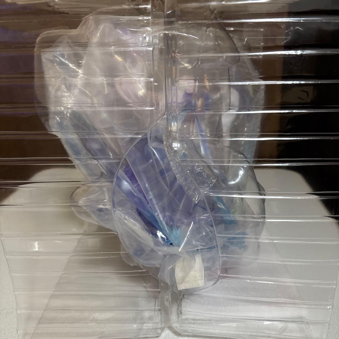 渋谷スクランブルフィギュア　氷結のエミリア