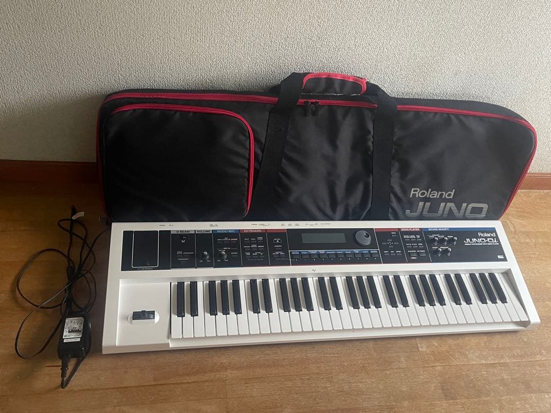 Roland 61鍵 シンセサイザー JUNO-DI ホワイト 美品