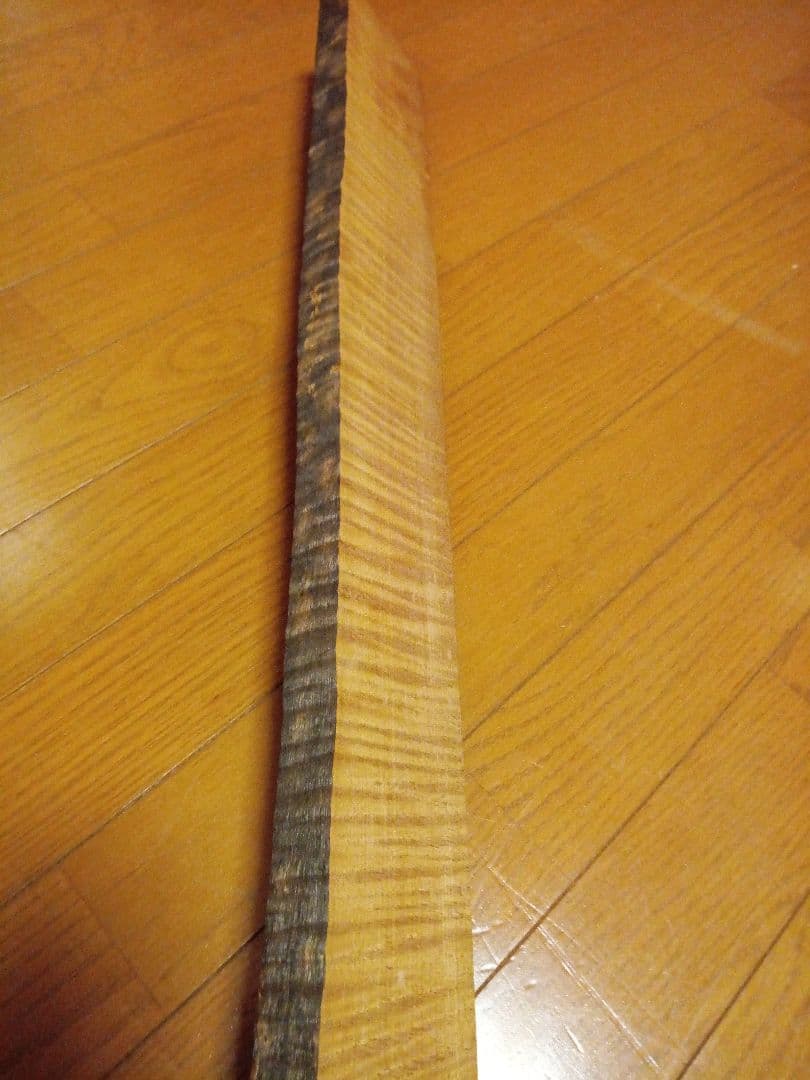 カーリーメイプル