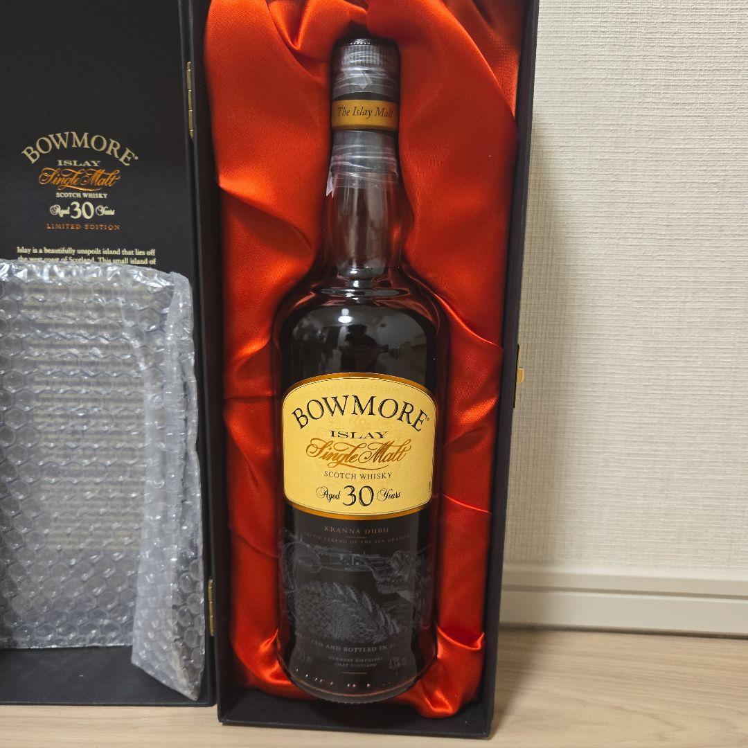 【新品未開封】ボウモア クランナ ダブ シードラゴン　30年