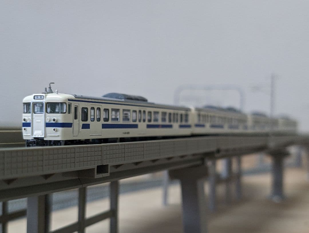 415系100番台　九州色