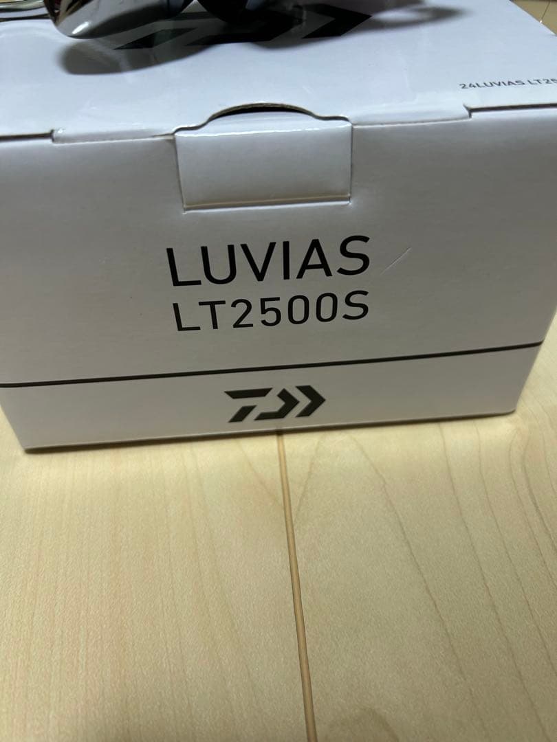 LUVIAS LT2500S スピニングリール