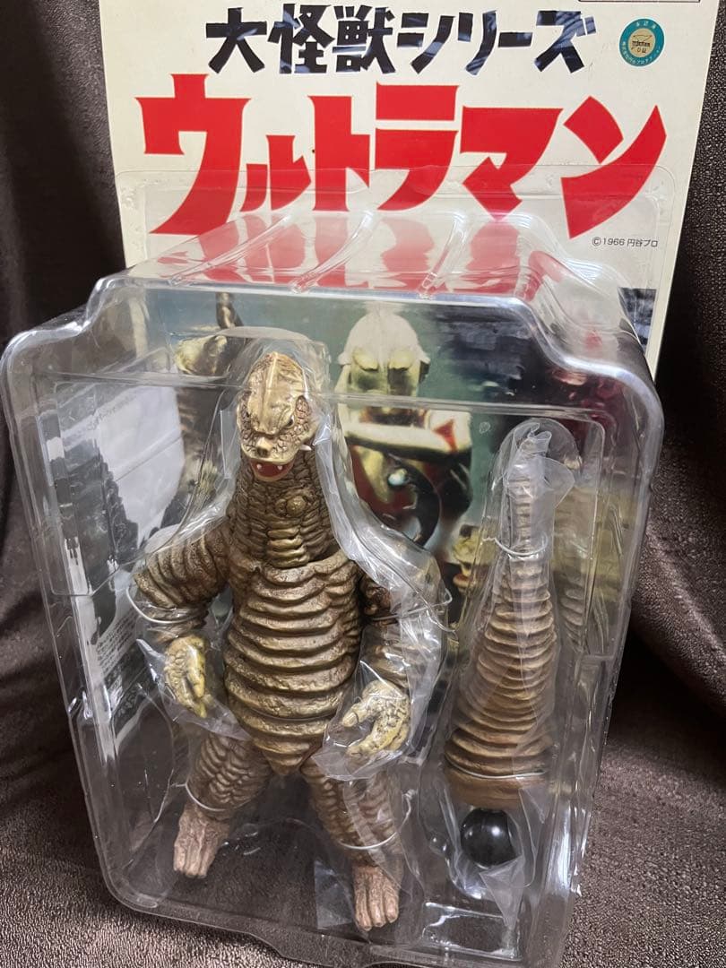 【未開封】ウルトラマン 大怪獣シリーズ 「どくろ怪獣 レッドキング」2代目