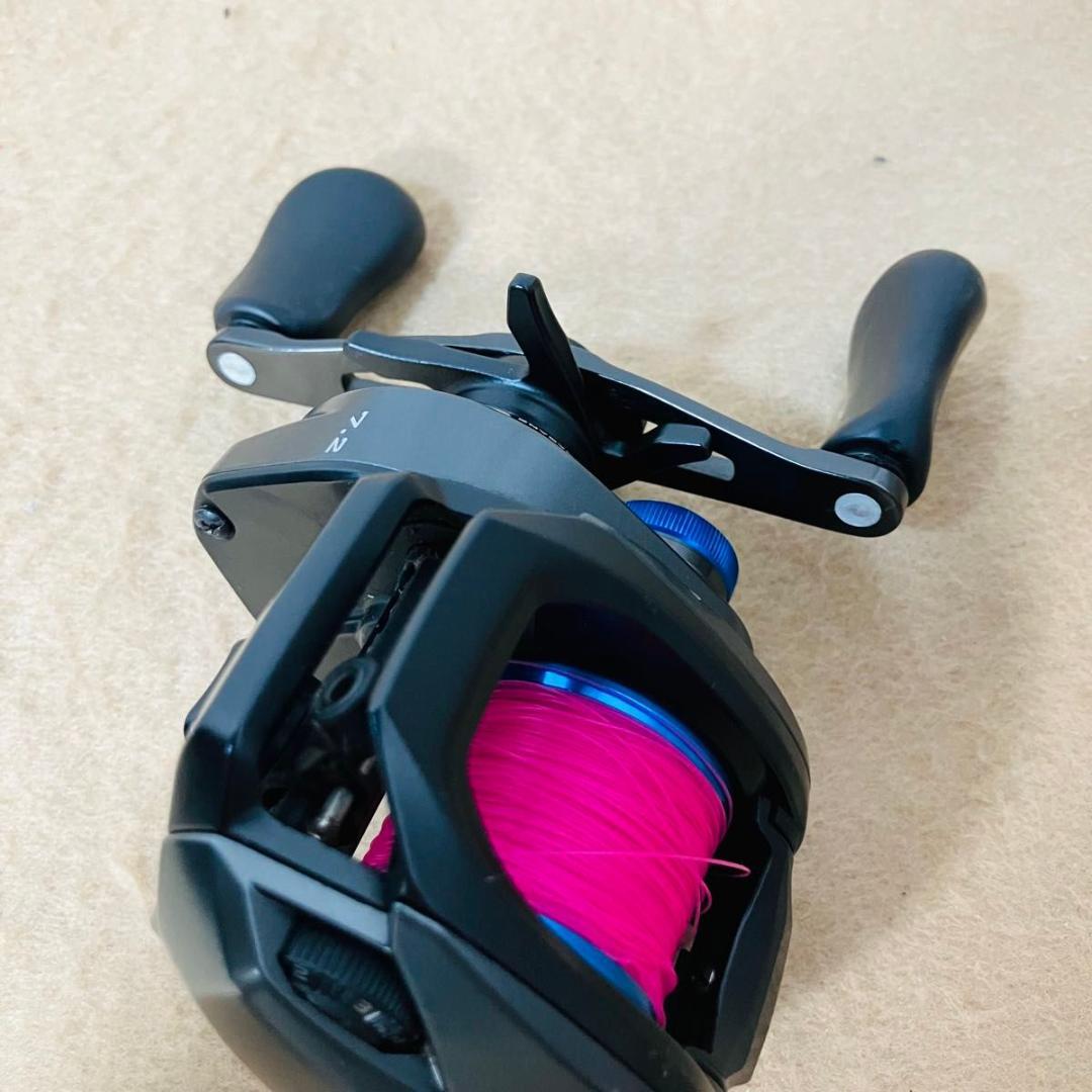 美品 SHIMANO SLX DC 70HG 04179 シマノ ベイトリール