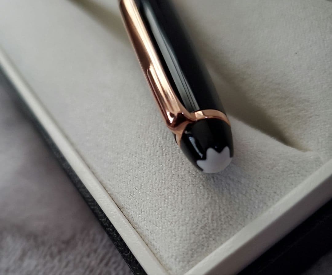 MONTBLANC　ボールペン マイスターシュテュック レッドゴールド　未使用！