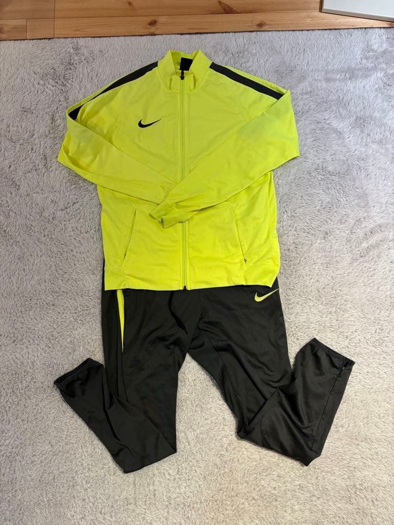 NIKE セットアップ　ジャージ