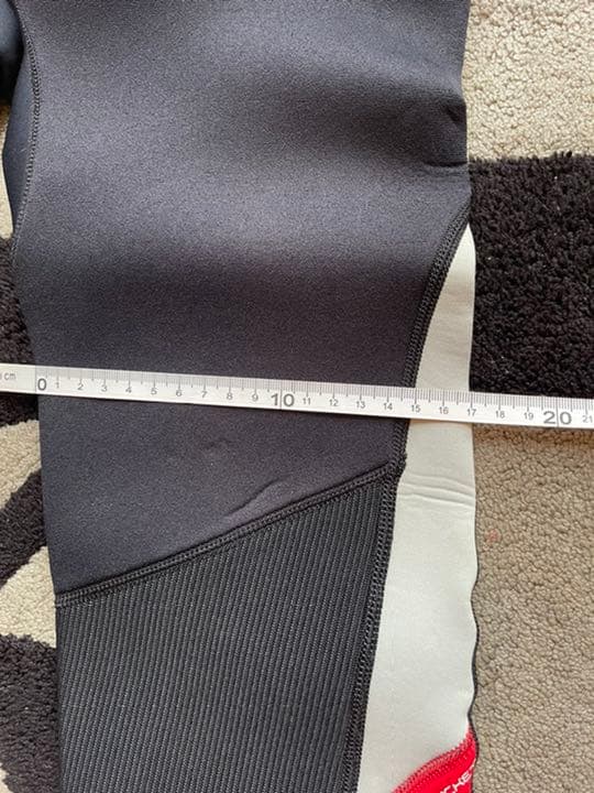 値下げ！RIP CURL DAWN PATROL リップカール　ウェットスーツ