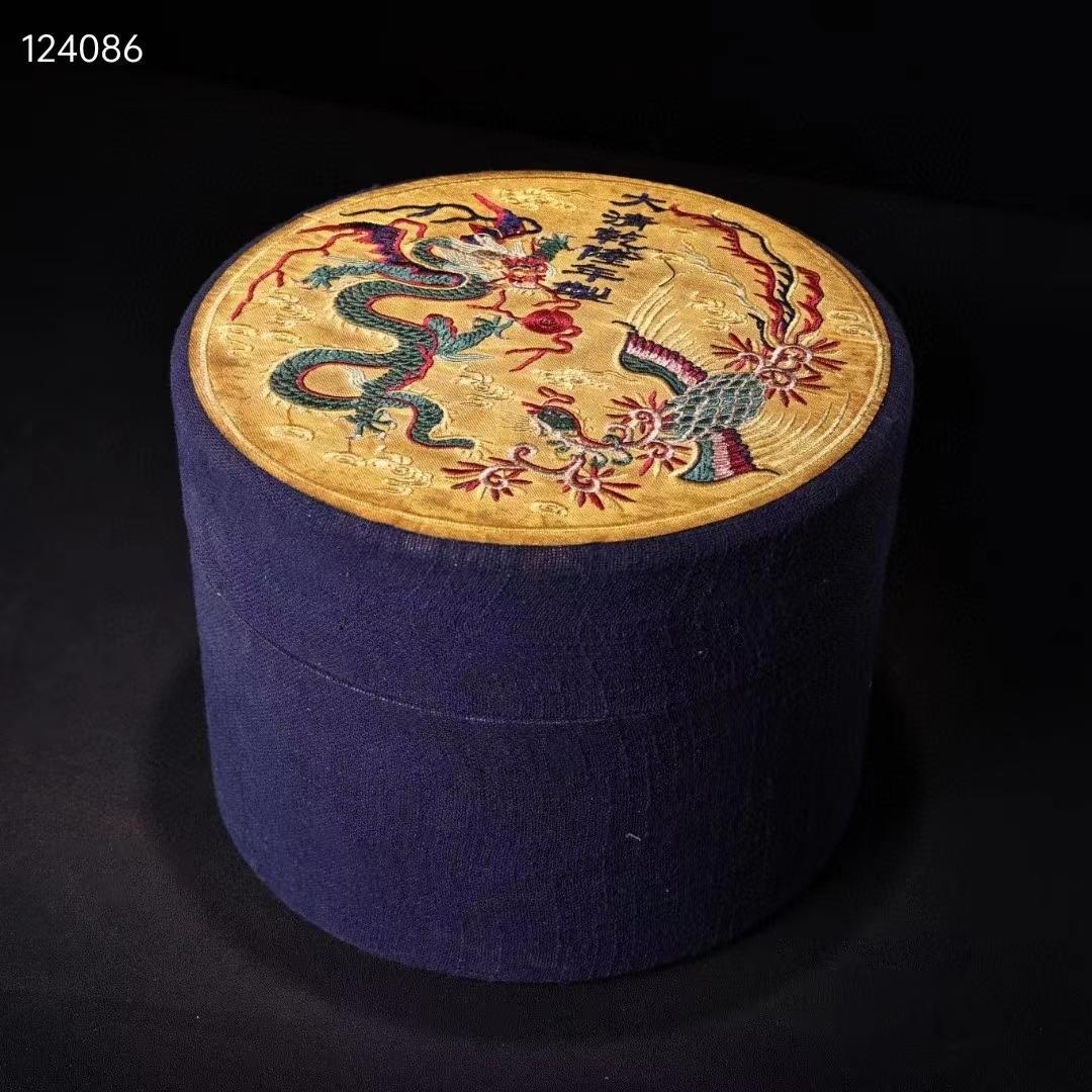 中国古美術・珍品旧蔵・純手描き·粉彩磁器ボウル·箱付・置物・食器・観賞瓶・文房具