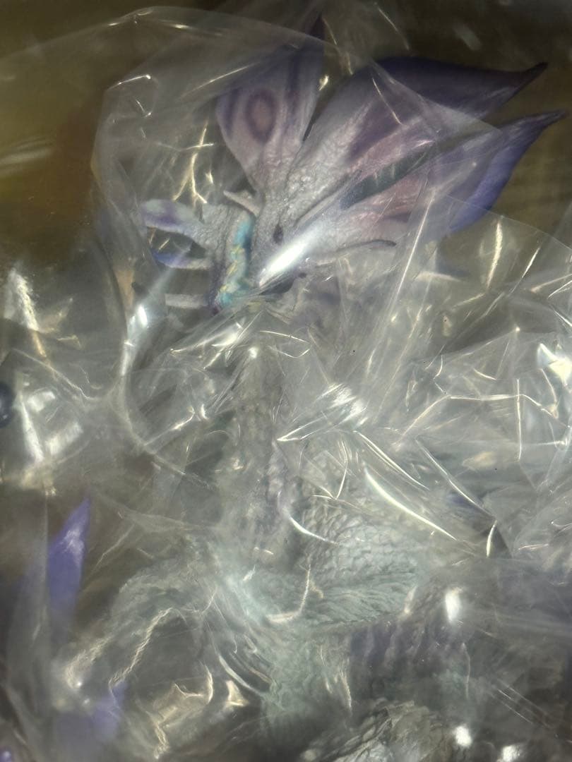 ⭐️新品⭐️モンハン 焔狐竜 タマミツネ 希少種 クリエイターズモデル フィギュア