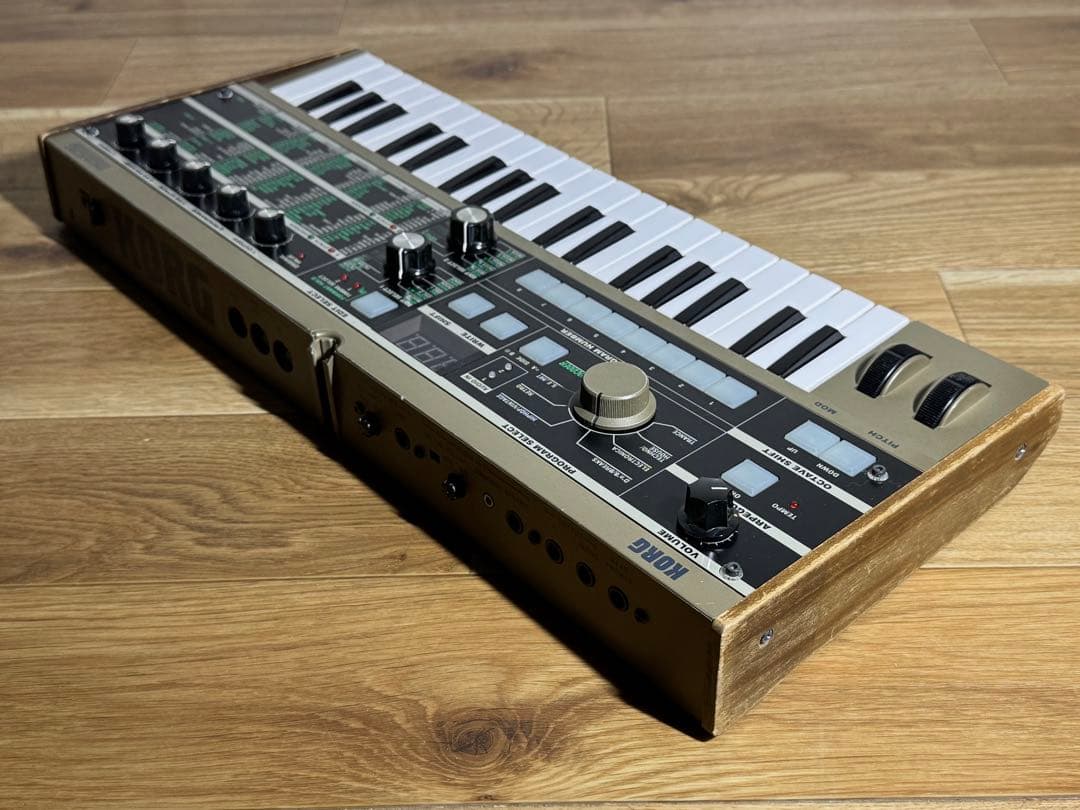 鍵盤楽器 KORG microKORG synthesizer/vocoder