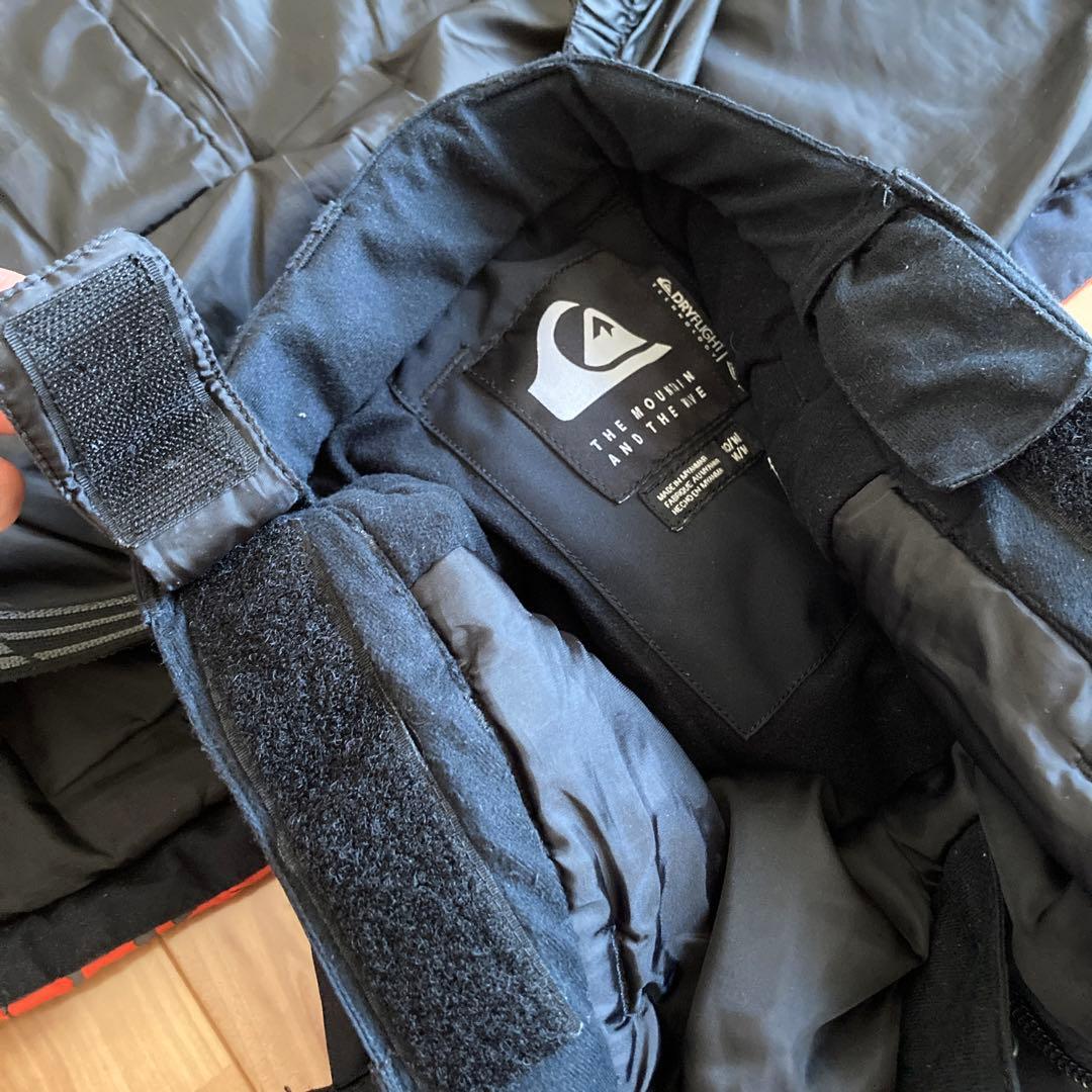 クイックシルバー　スノーボードウェア　スキーウェア　キッズ　子ども用130cm