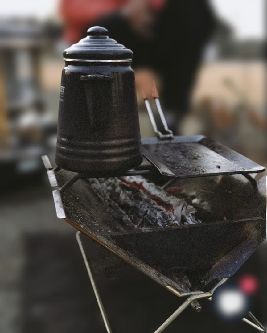 monarch fire base 真鍮×ステンレスのワンタッチ焚き火台