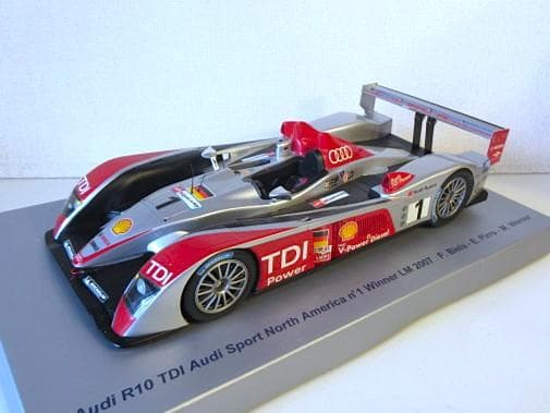 特価 Spark 1/18 アウディ R10TDI 2007 LM Winner