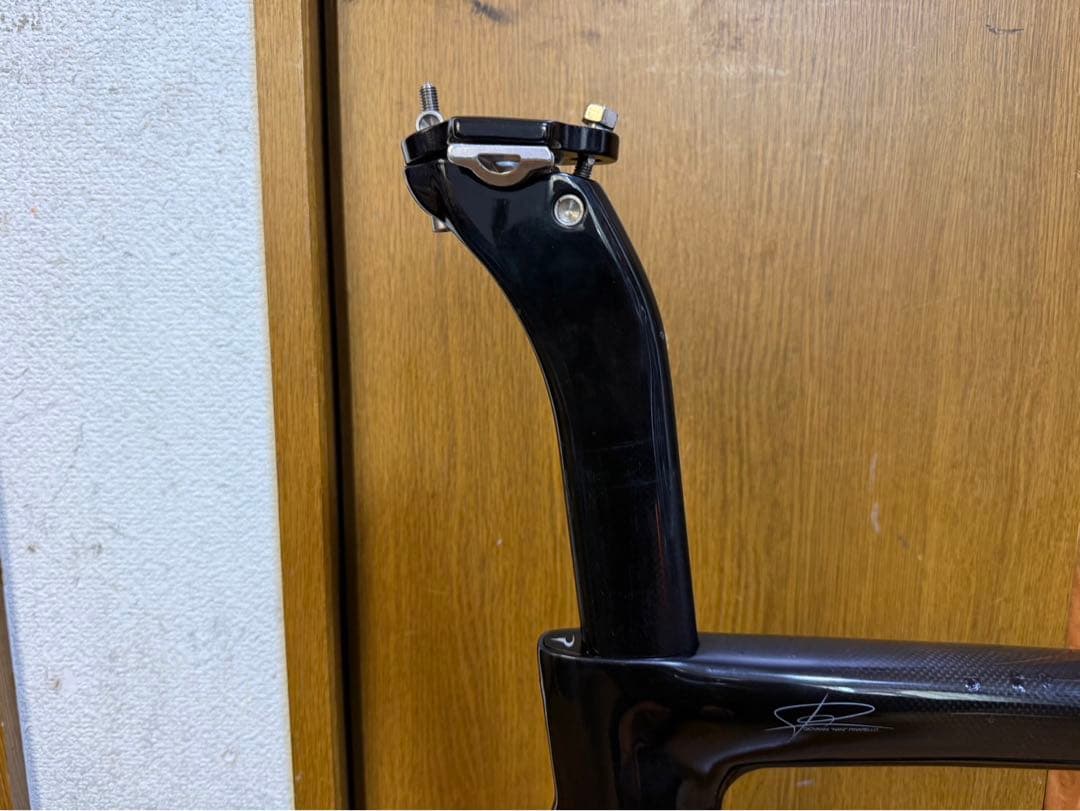 PINARELLO DOGMA F8 カーボンロードバイク　送料無料