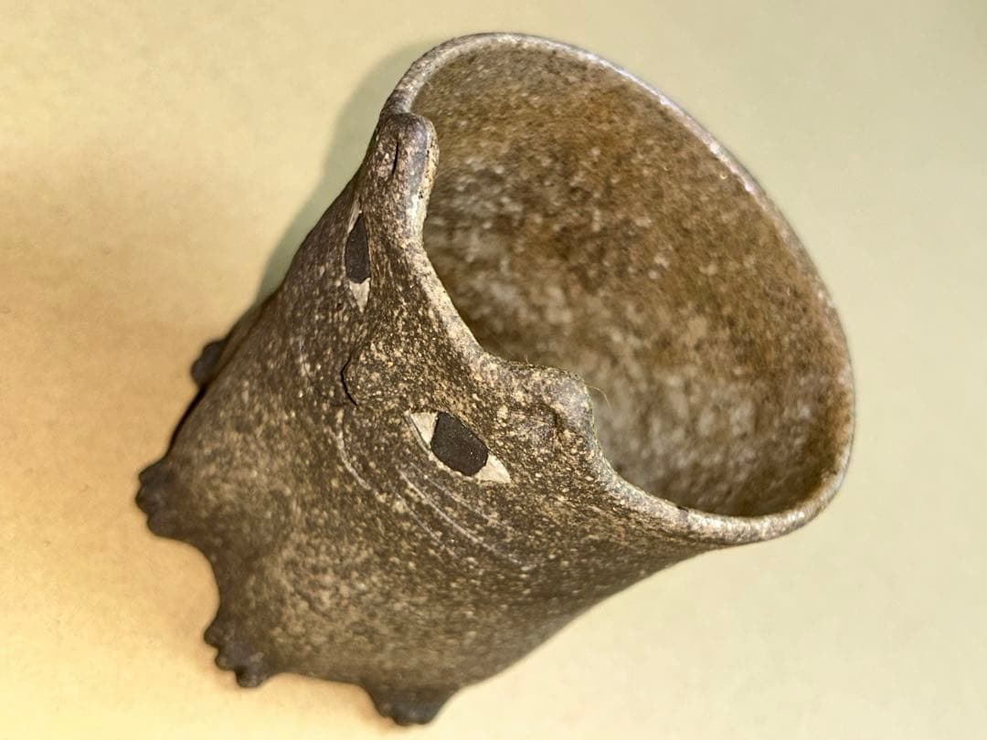 猫の陶器製 マグカップ