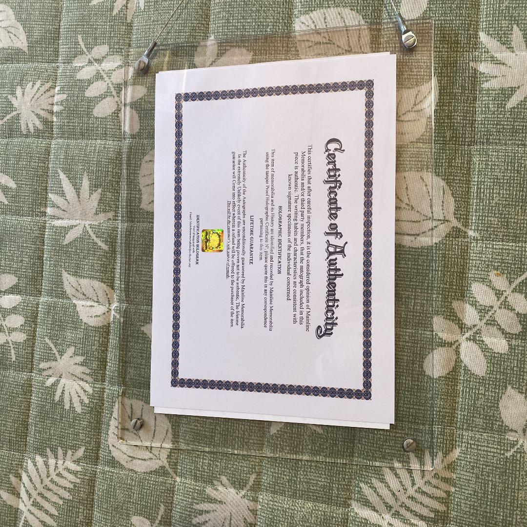 セルヒオ・アグエロ　直筆サイン　アクリルフレーム付き