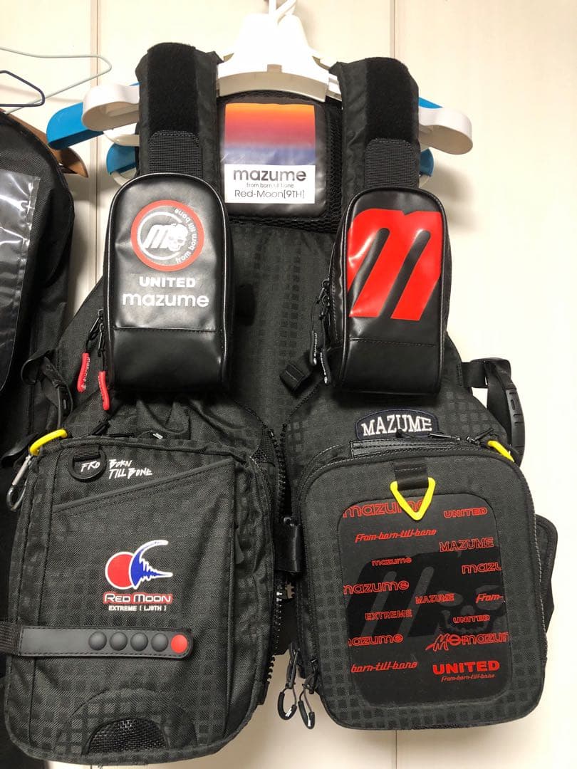 mazume Red-Moon[9TH] ライフジャケット