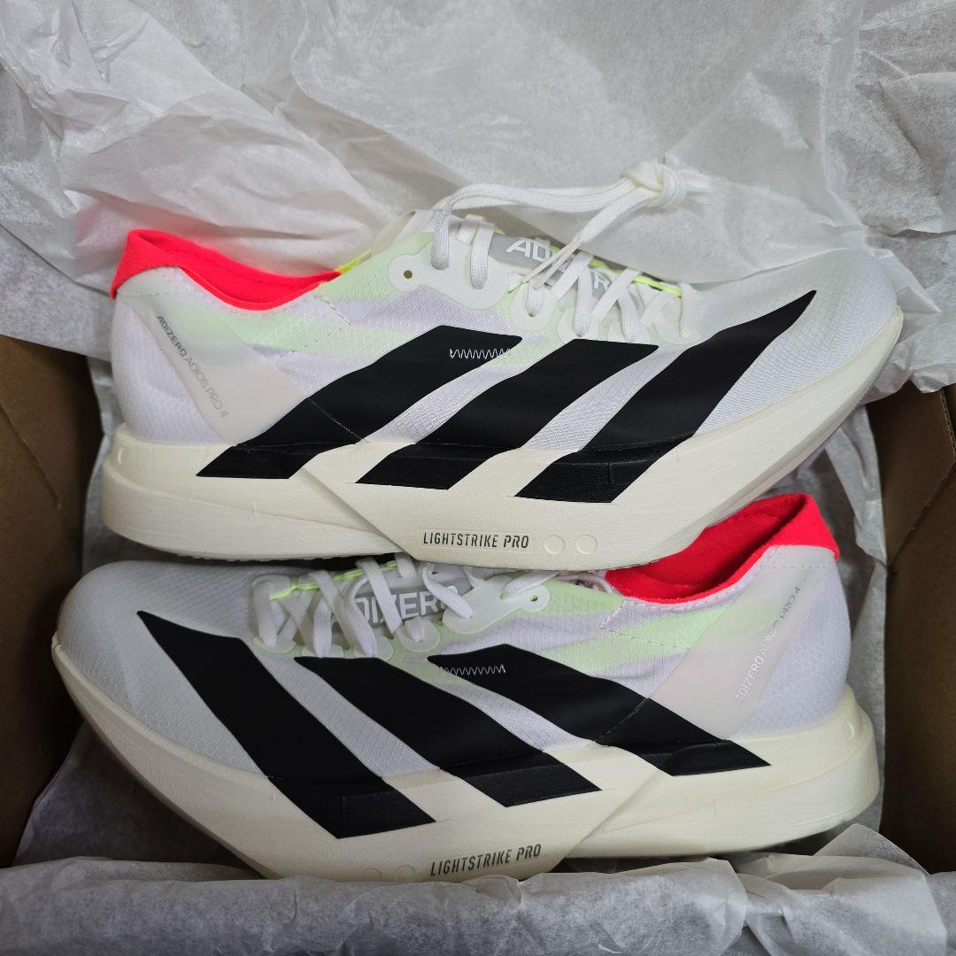 新品、未使用　アディオスプロ4 26.0cm