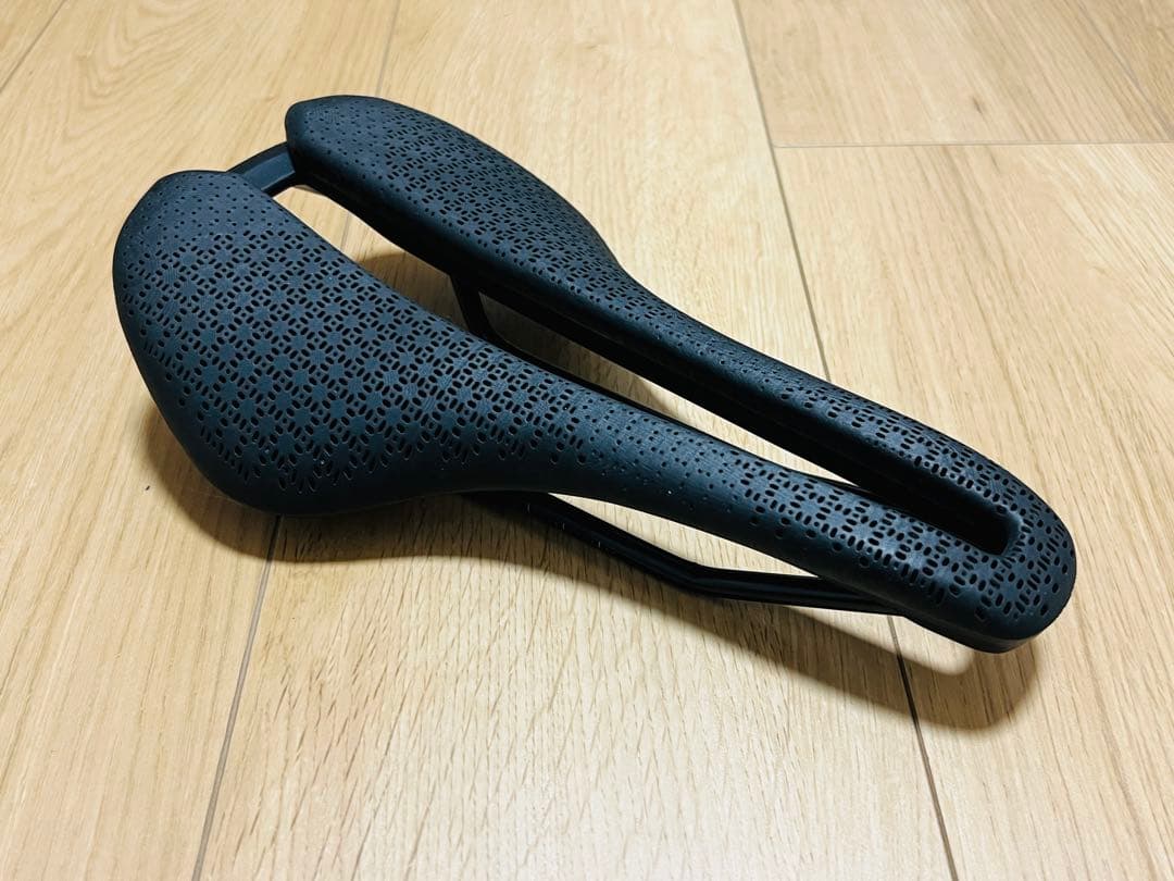 Trek Aeolus Elite AirLoom サドル