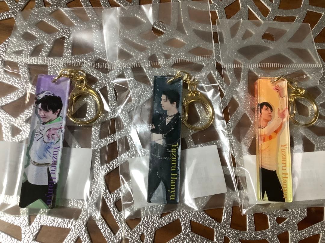 羽生結弦2022展　写真集、キーホルダー、キューピー人形