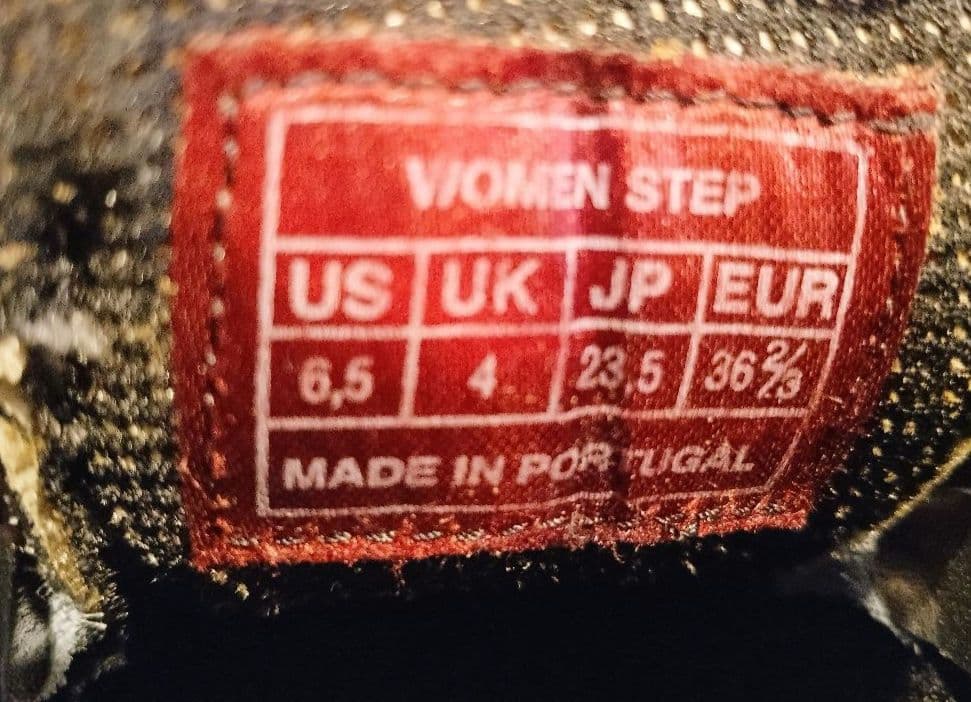 【美品】BALLY レディース ゴルフシューズ 23.5cm 本革