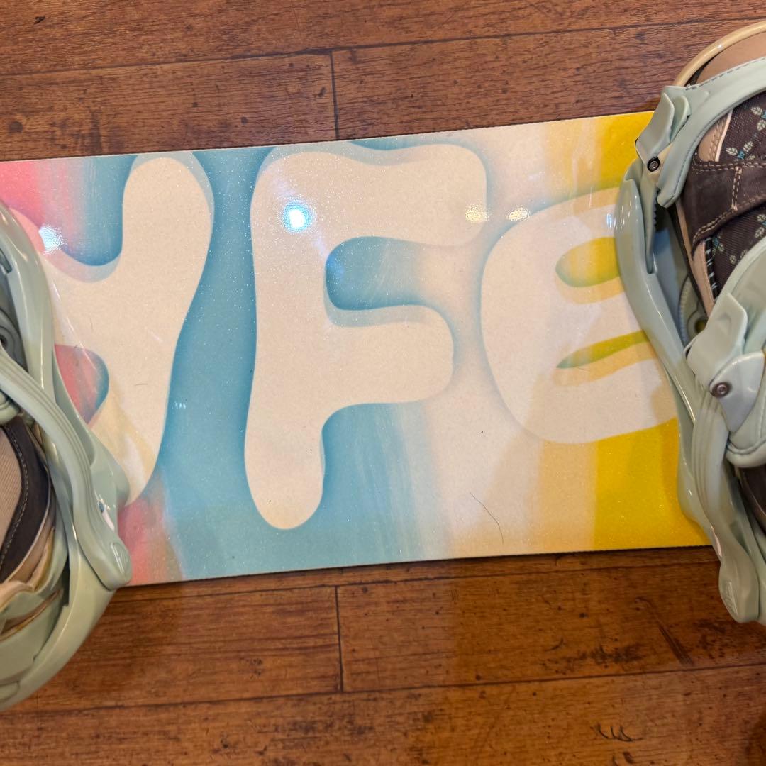 送料込！CosmicSurf 139cm salomon 24cmスノボセット！