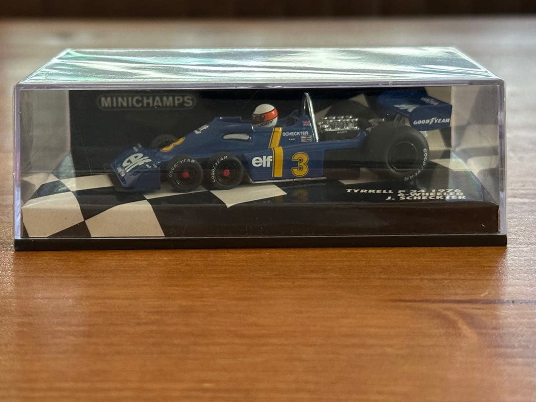 ミニカー Tyrrell P34 1976 6-Wheeler J. Scheckter