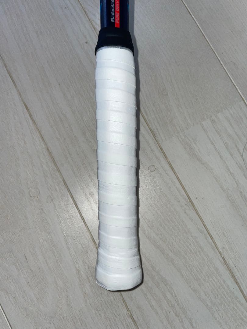 バボラ　ピュアドライブ98 G2 2023年　ストリングス張りたて