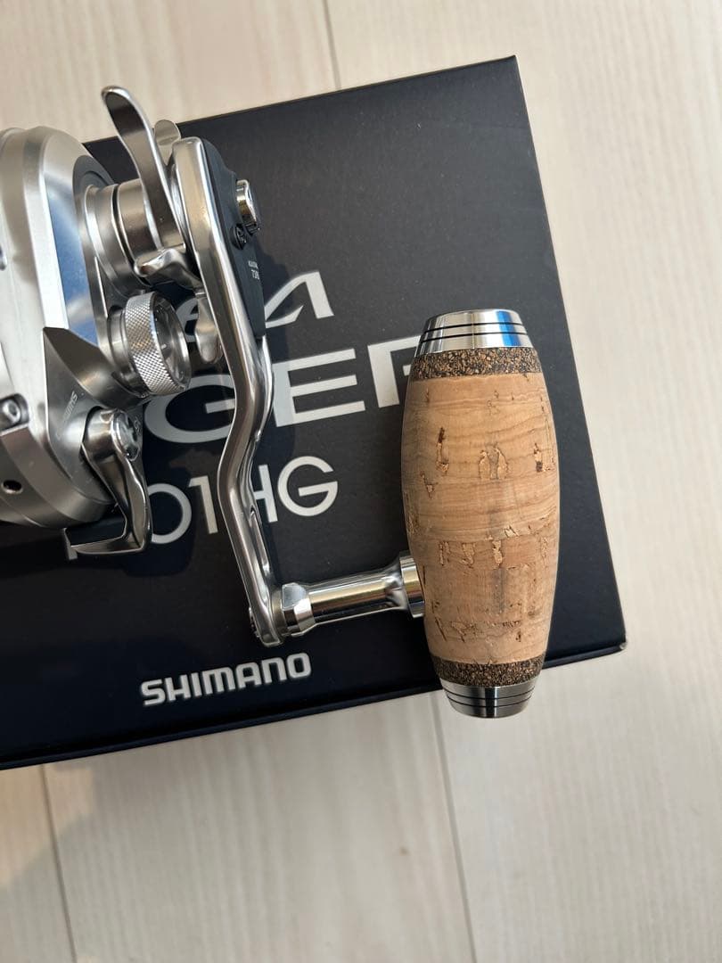 17オシアジガー1501HGハンドルノブコルクカスタム