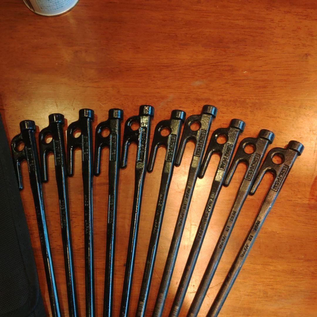 スノーピーク　ソリステ30×10本、ペグハンマー、ペグハンマーケースセット