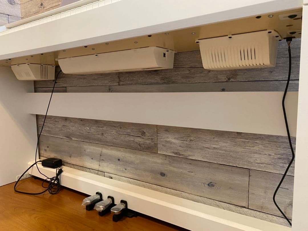 CASIO PX-750 ホワイト電子ピアノ(送料込み)