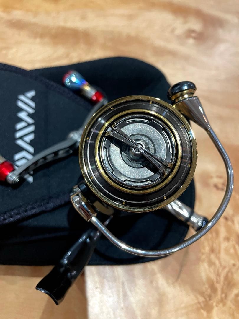 【早い者勝ち】最終値下げ！ダイワ 15 EXIST イグジスト2508PE