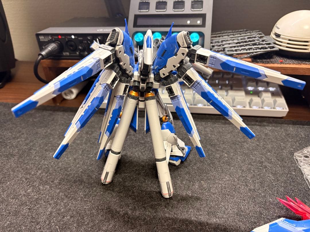 RG 1/144 Hi-νガンダム + α