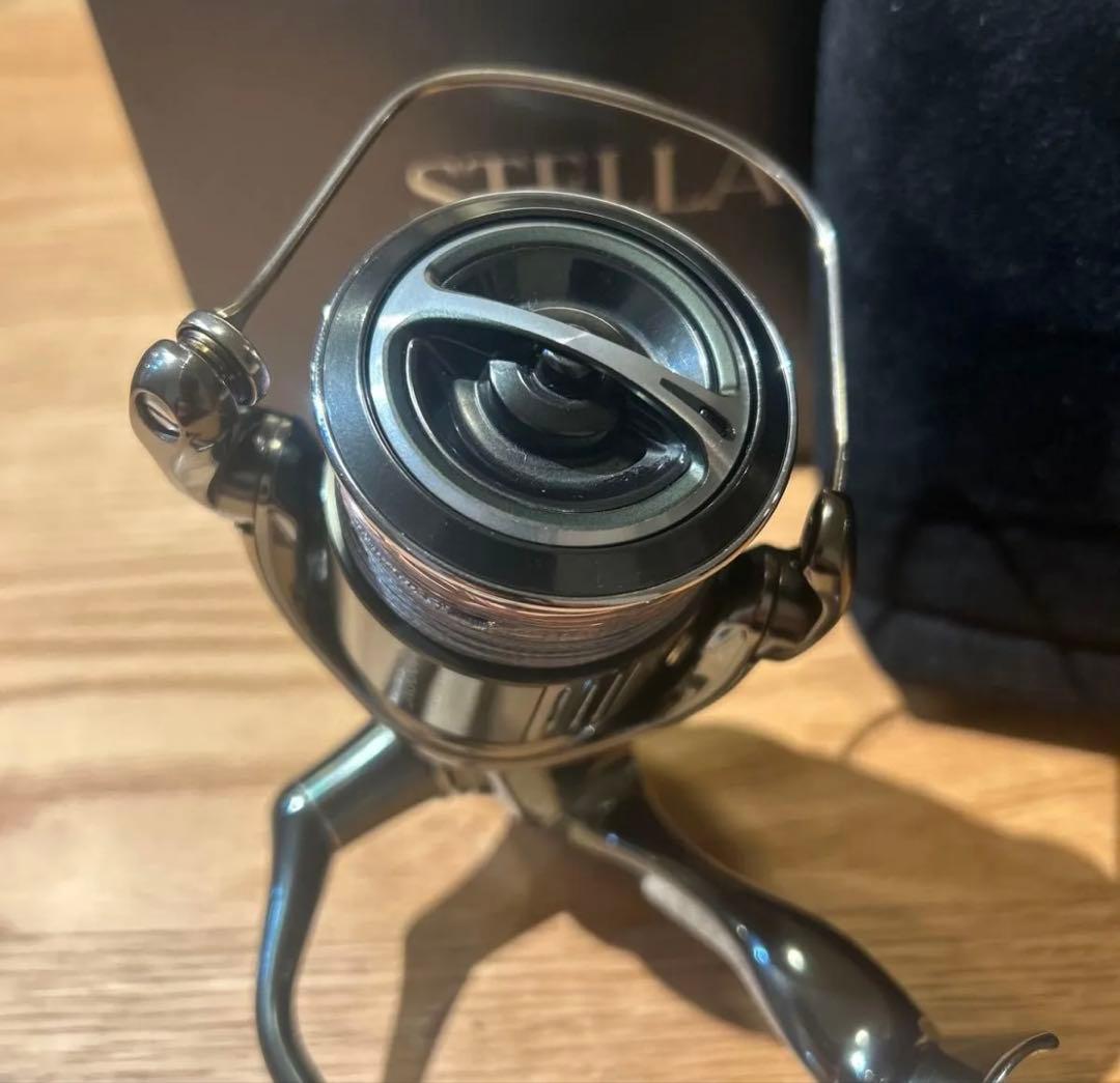 SHIMANO 22ステラ　4000XG 本体のみ