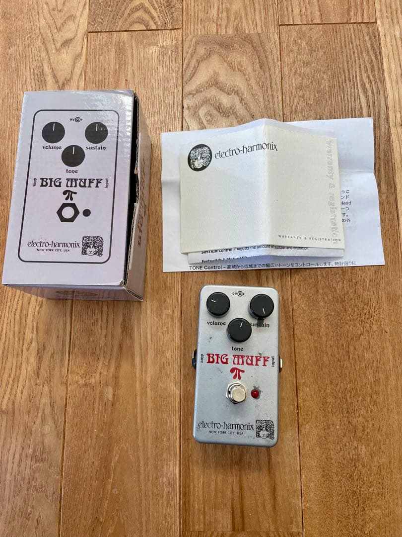electro-harmonix BIG MUFF ram’s head