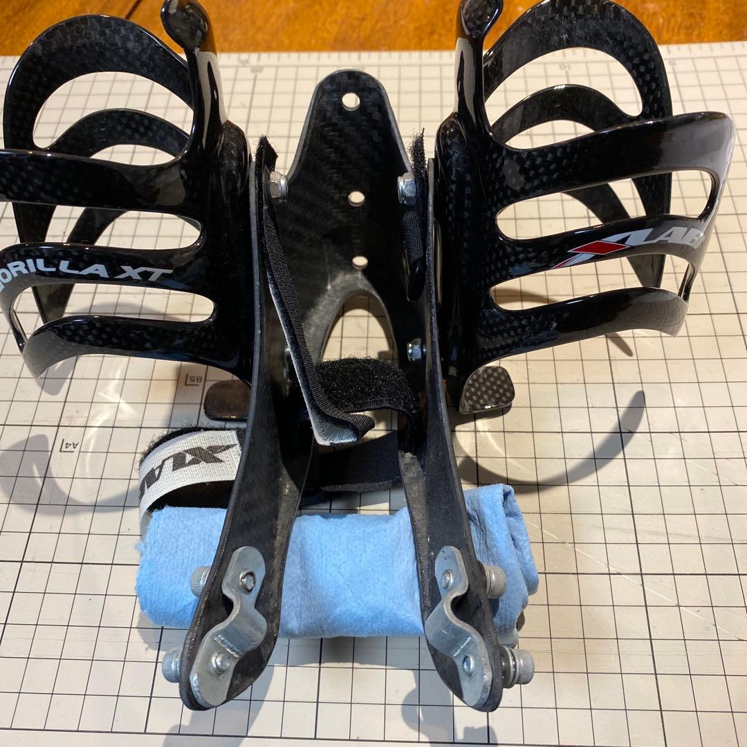XLAB carbon wing 400i ボトルケージ２個セット